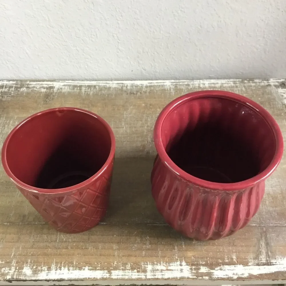 Planter bundle - two dark red planters one hobnail other geometric diamond pot